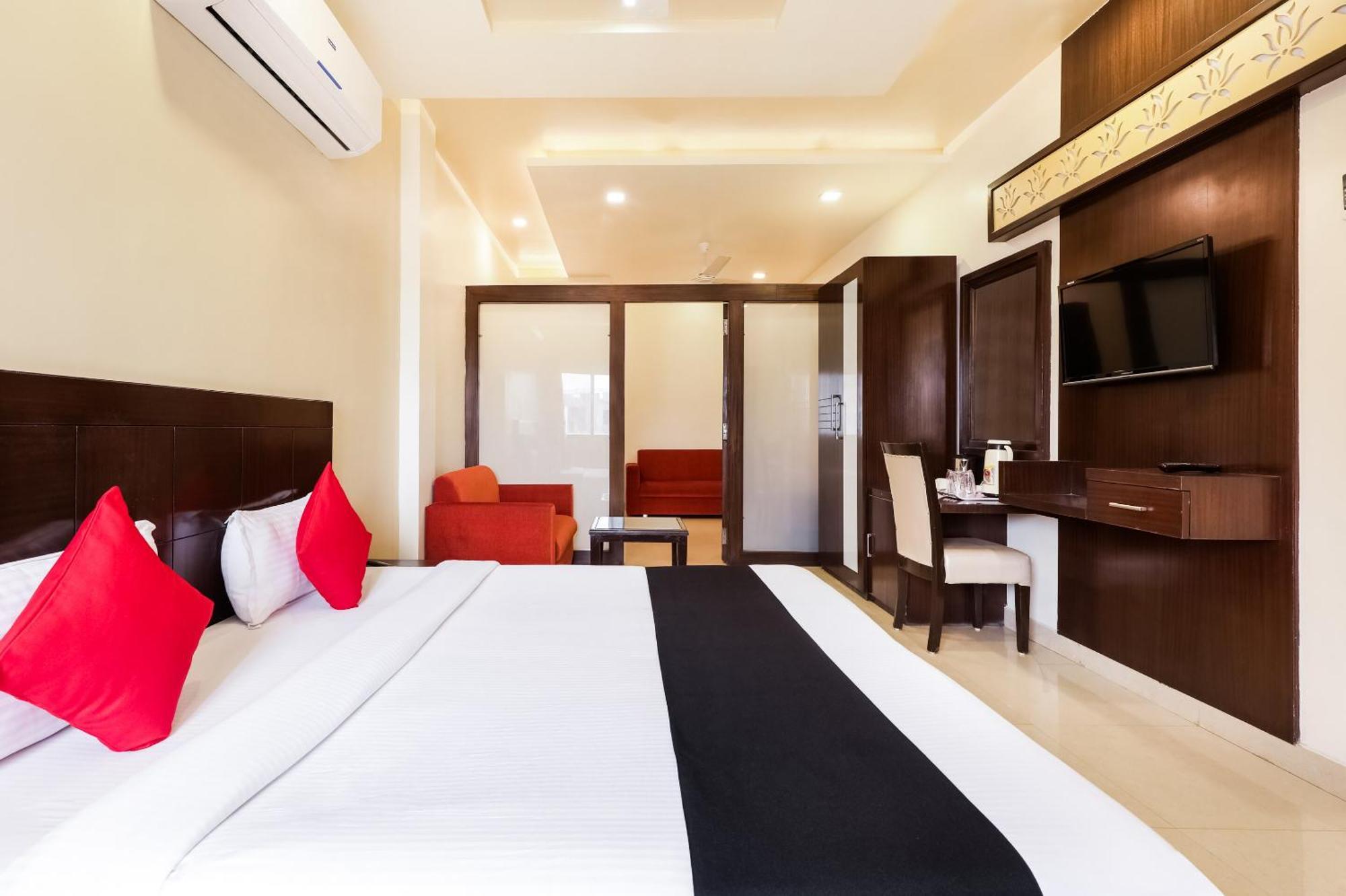 Super Townhouse Lalghati Near Airport Bhopál Kültér fotó