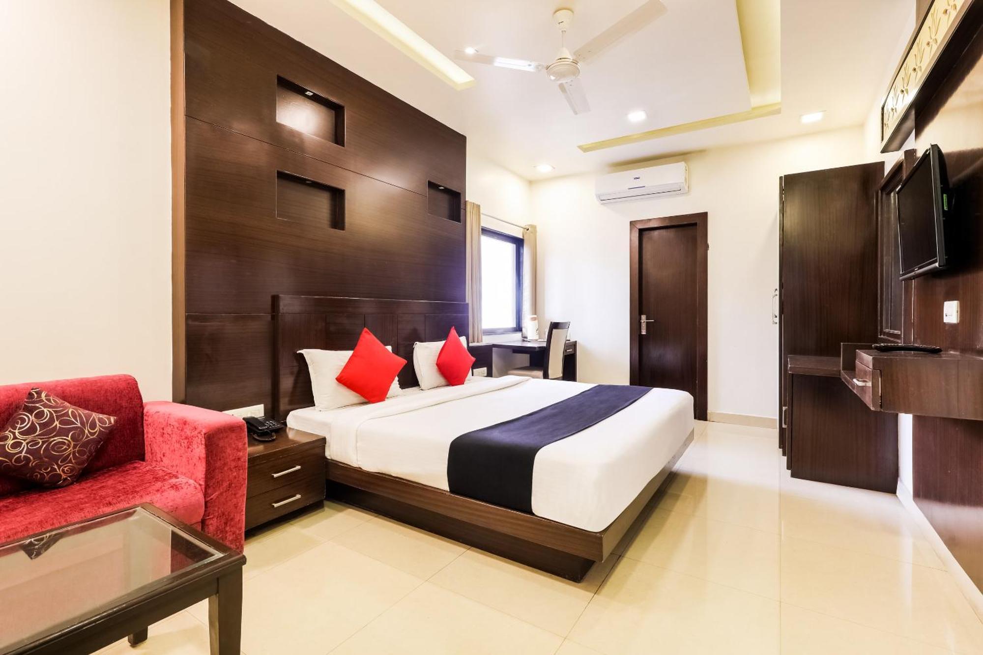 Super Townhouse Lalghati Near Airport Bhopál Kültér fotó