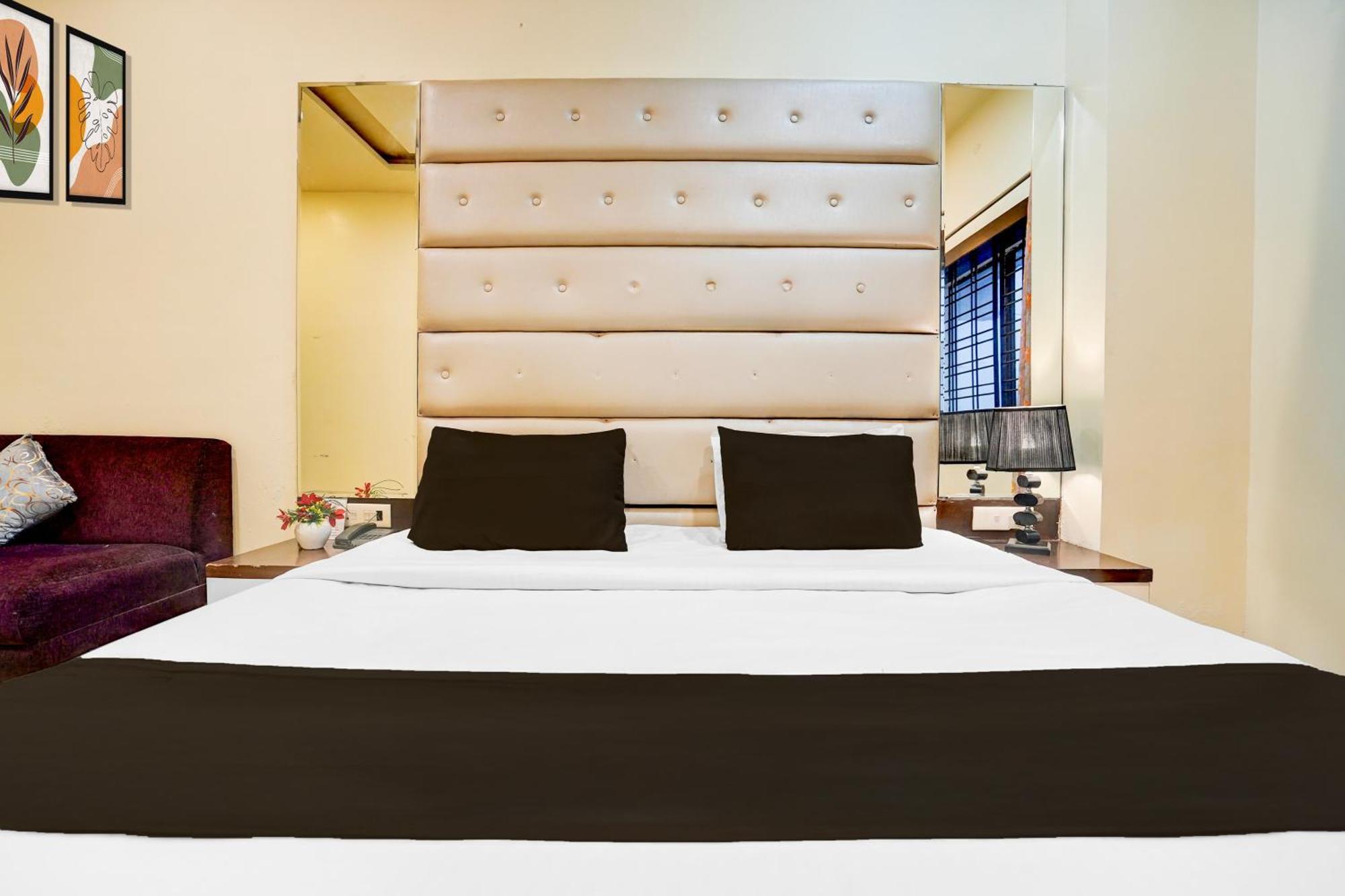 Super Townhouse Lalghati Near Airport Bhopál Kültér fotó