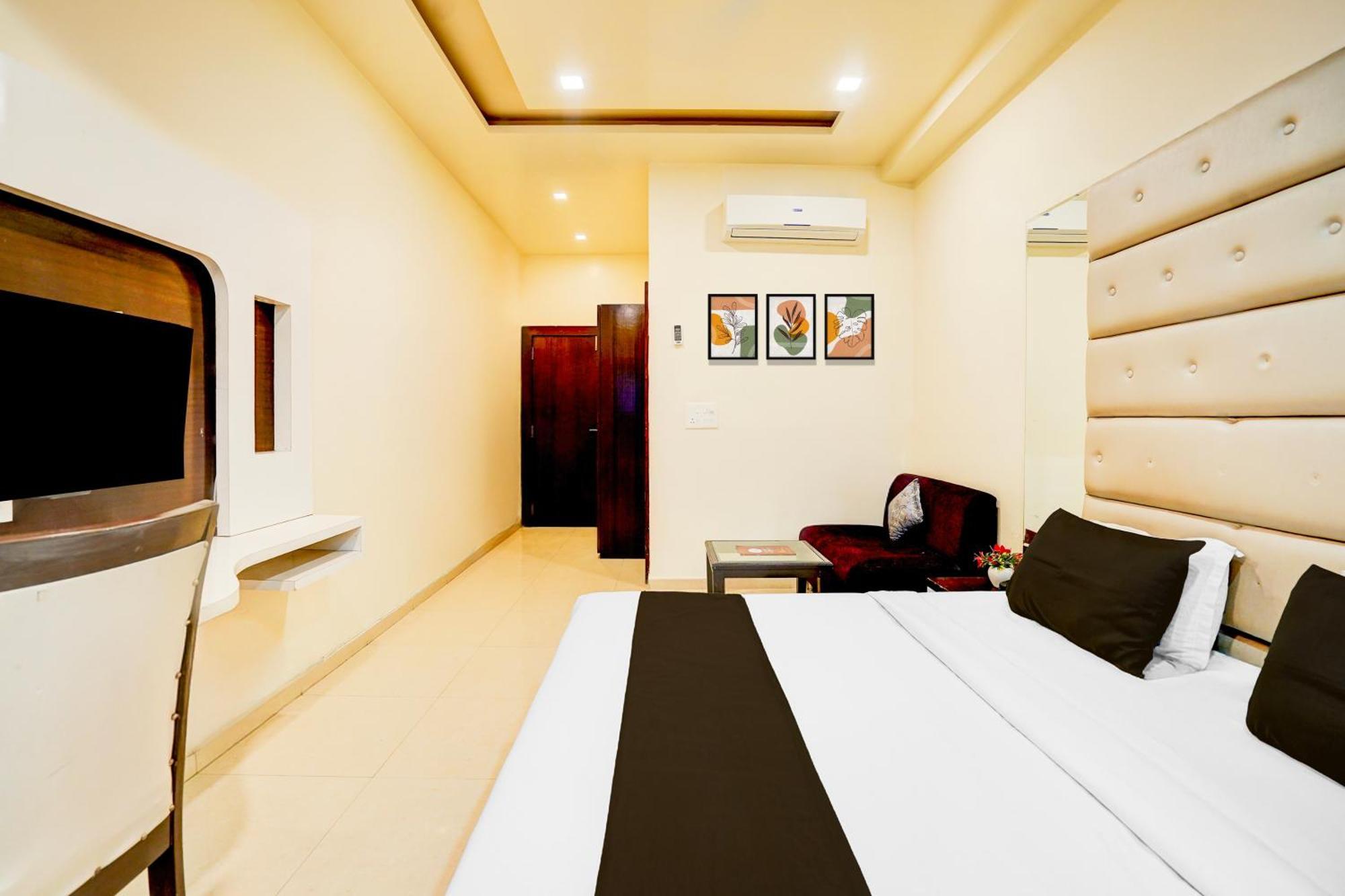 Super Townhouse Lalghati Near Airport Bhopál Kültér fotó